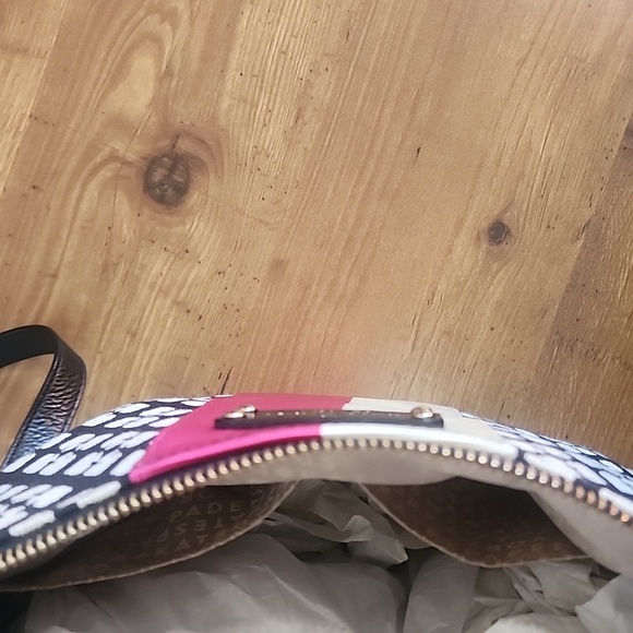 Kate Spade Crossbody Bag - Picture 5 of 9